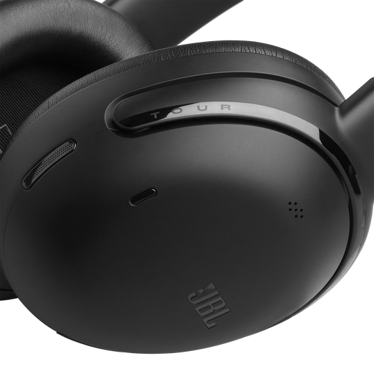 JBL Tour One M3 Smart Tx - Black - Wireless over-ear Noise Cancelling headphones with JBL Smart Tx - Detailshot 3